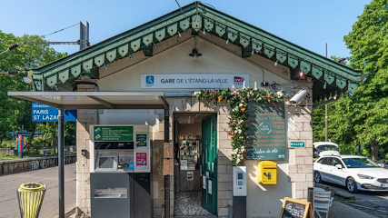 Aux Quais, Magasin De Thé à l' Étang-la-Ville