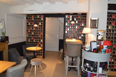 Salon De Thé - Le Boudoir, Magasin de Thé à Auxerre