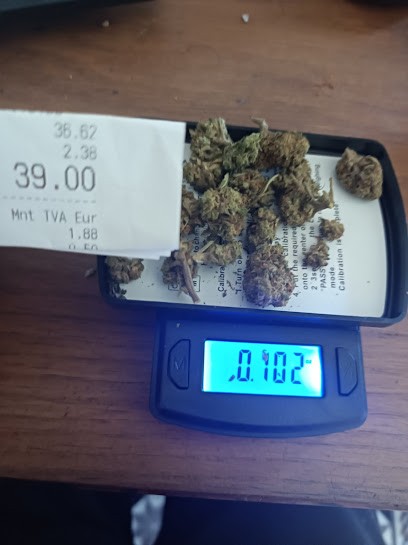 Coffeeshop SA-TEA-VA, Magasin de Thé à Lisieux