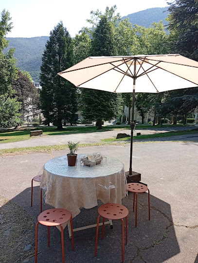 Le Cabanon Luchon, Magasin De Thé à Bagnères-de-Luchon